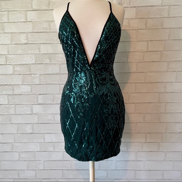 NWT Prettylittlething Sequin Dress - Picture 4 of 16
